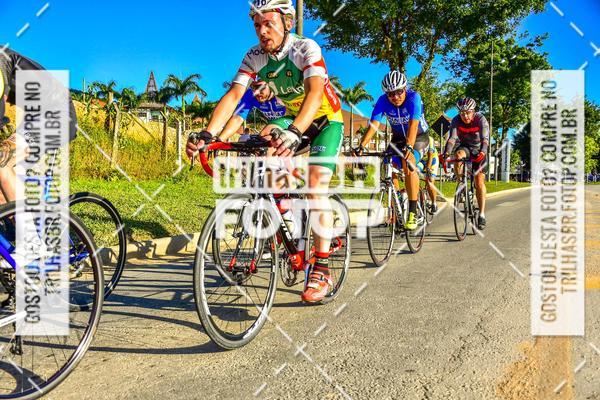 Buy your photos of the event11 Volta Ciclstica de Brusque on Fotop