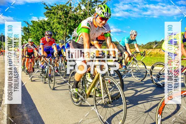 Buy your photos of the event11 Volta Ciclstica de Brusque on Fotop