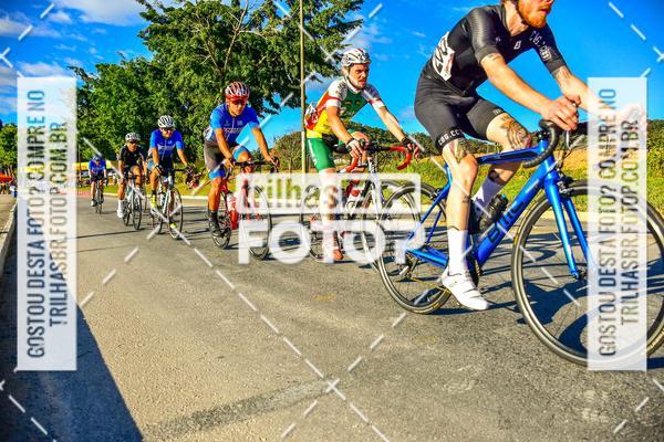 Buy your photos of the event11 Volta Ciclstica de Brusque on Fotop