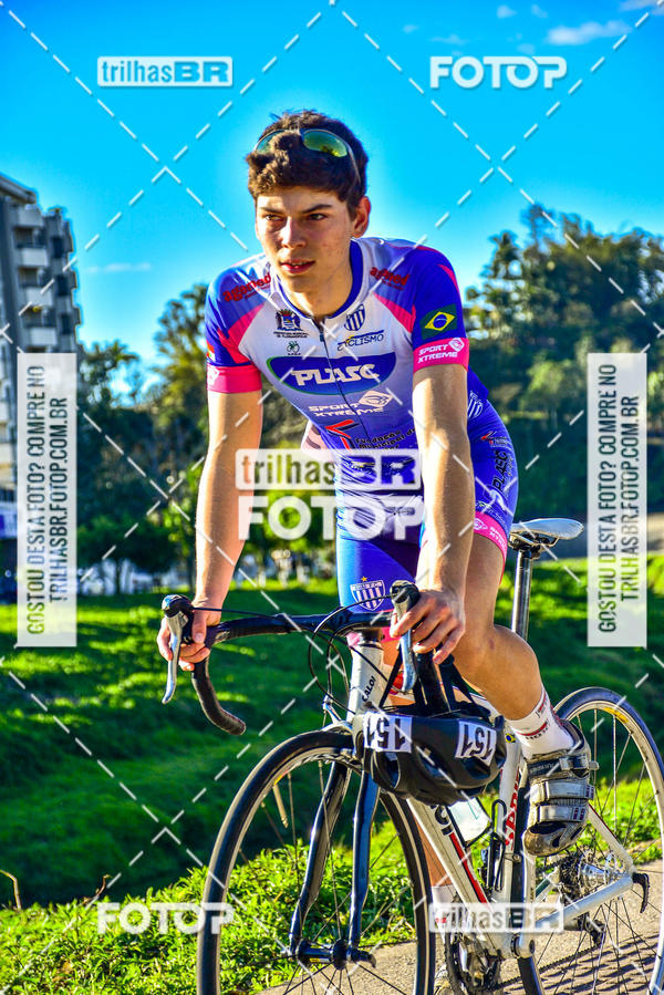 Buy your photos of the event11 Volta Ciclstica de Brusque on Fotop