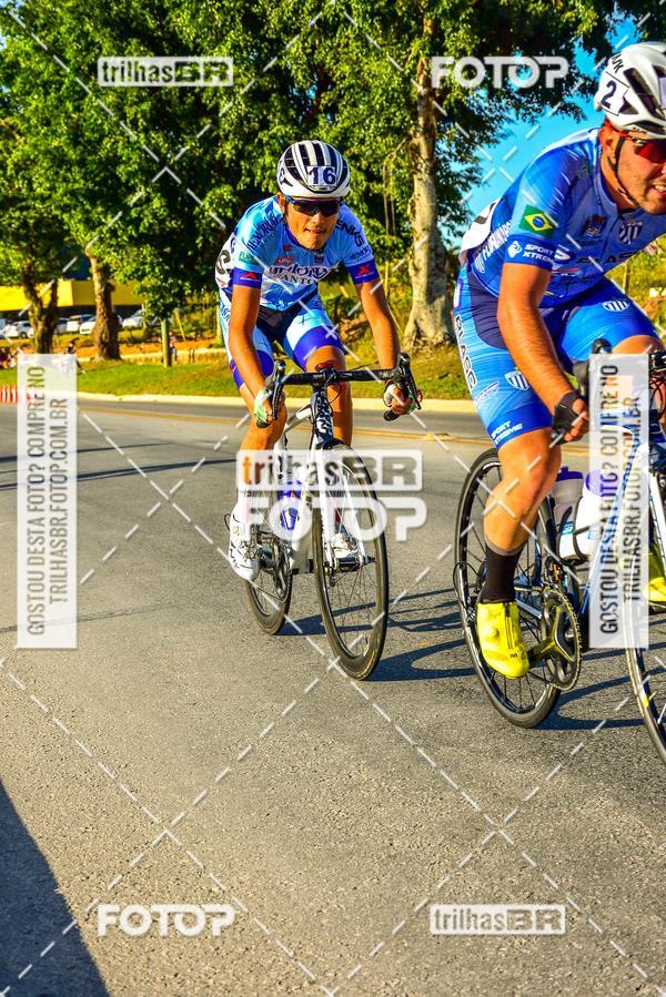 Buy your photos of the event11 Volta Ciclstica de Brusque on Fotop