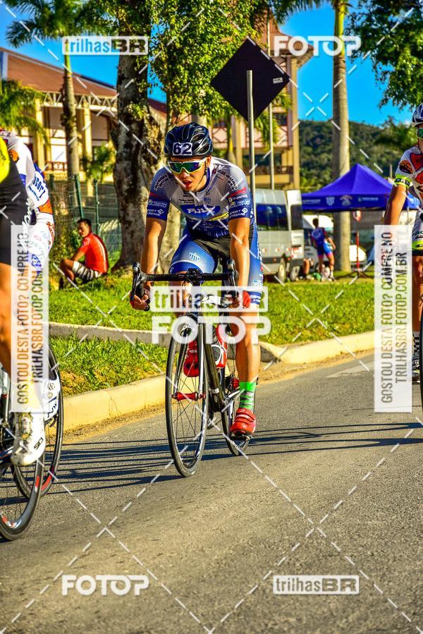Buy your photos of the event11 Volta Ciclstica de Brusque on Fotop
