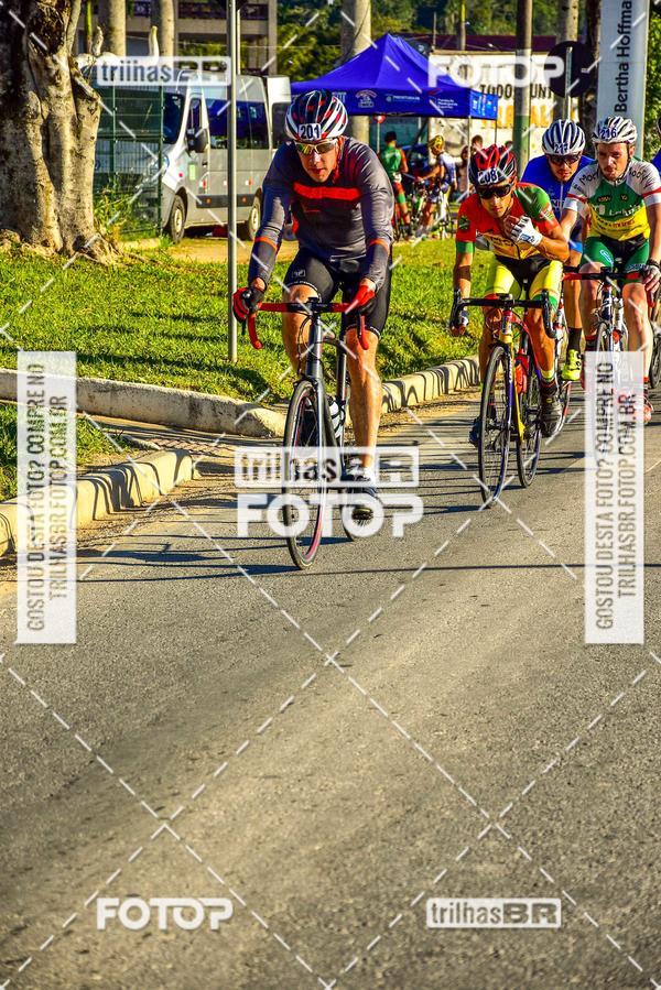 Buy your photos of the event11 Volta Ciclstica de Brusque on Fotop