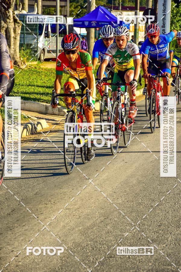 Buy your photos of the event11 Volta Ciclstica de Brusque on Fotop