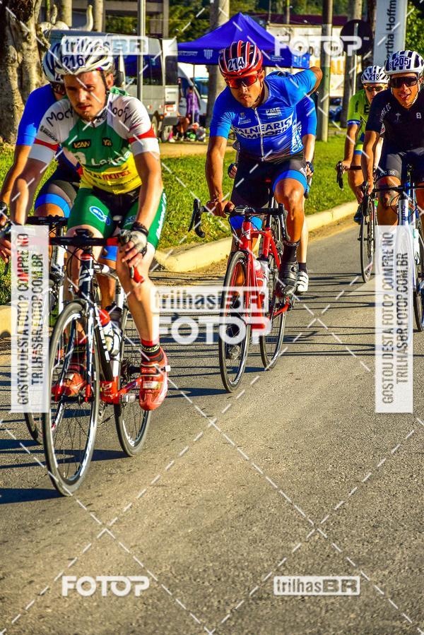 Buy your photos of the event11 Volta Ciclstica de Brusque on Fotop