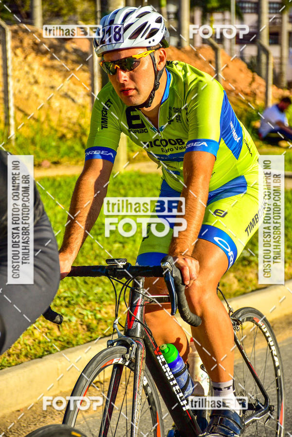 Buy your photos of the event11 Volta Ciclstica de Brusque on Fotop