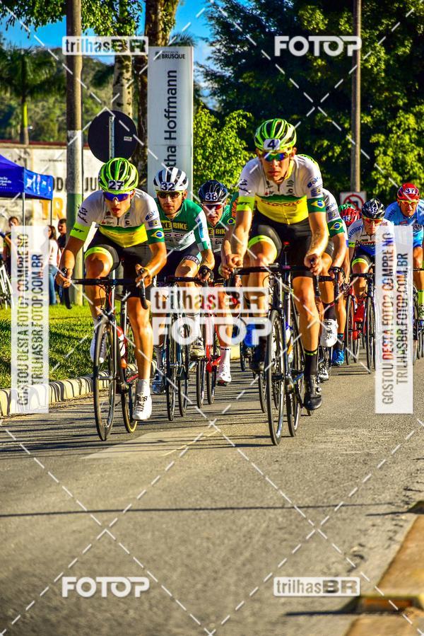 Buy your photos of the event11 Volta Ciclstica de Brusque on Fotop