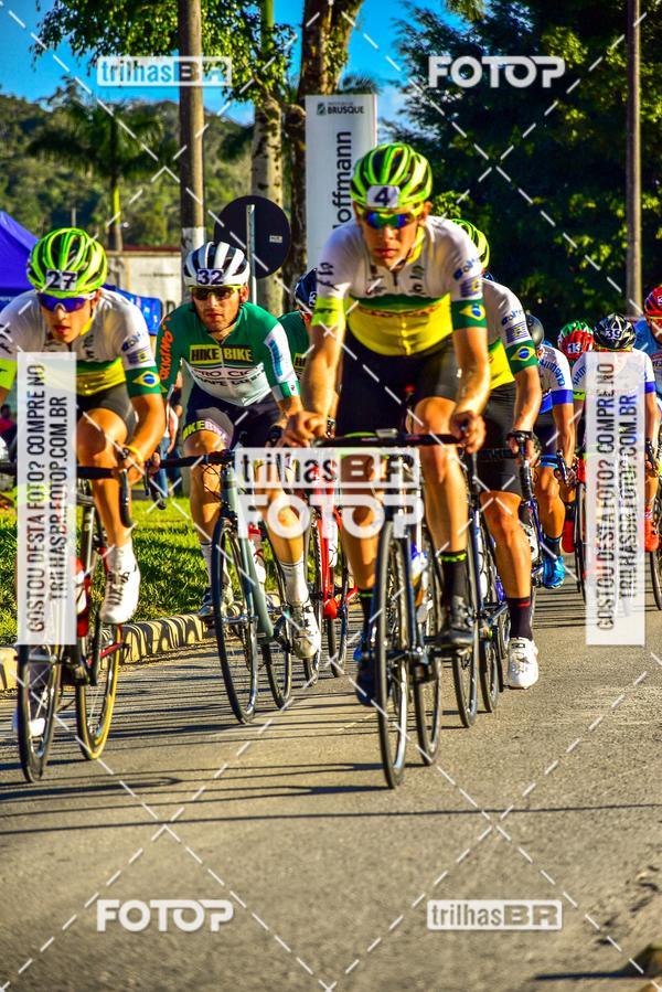 Buy your photos of the event11 Volta Ciclstica de Brusque on Fotop