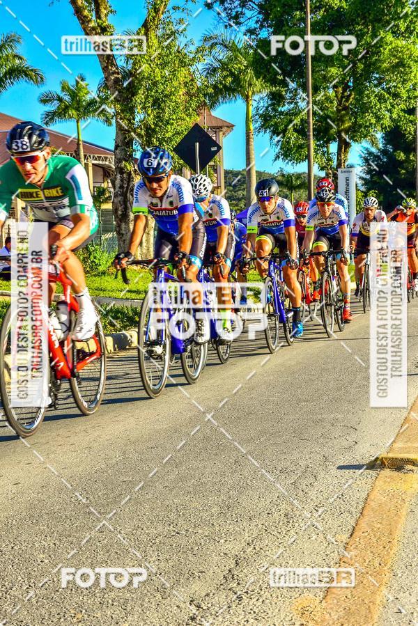 Buy your photos of the event11 Volta Ciclstica de Brusque on Fotop