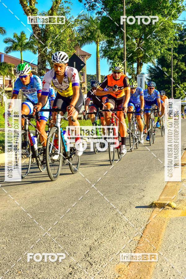 Buy your photos of the event11 Volta Ciclstica de Brusque on Fotop