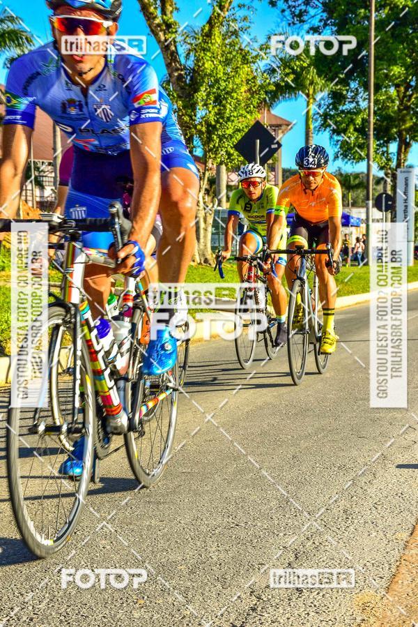 Buy your photos of the event11 Volta Ciclstica de Brusque on Fotop