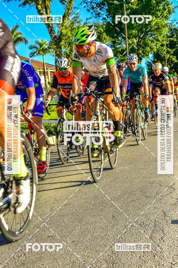 Buy your photos of the event11 Volta Ciclstica de Brusque on Fotop