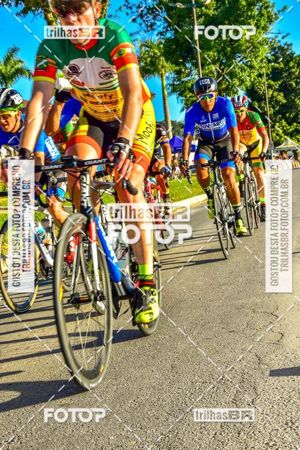 Buy your photos of the event11 Volta Ciclstica de Brusque on Fotop