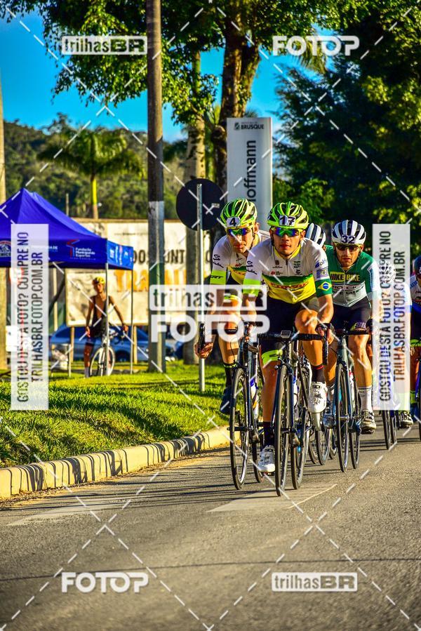 Buy your photos of the event11 Volta Ciclstica de Brusque on Fotop