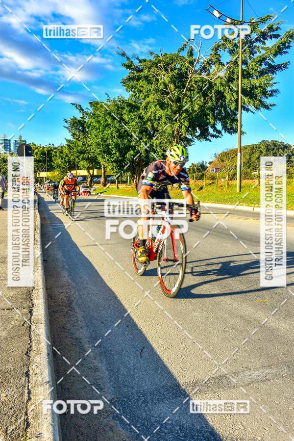 Buy your photos of the event11 Volta Ciclstica de Brusque on Fotop