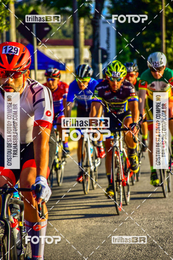 Buy your photos of the event11 Volta Ciclstica de Brusque on Fotop