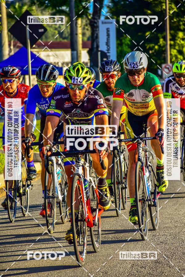 Buy your photos of the event11 Volta Ciclstica de Brusque on Fotop