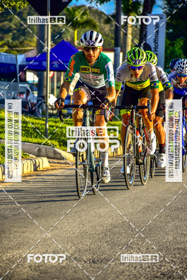 Buy your photos of the event11 Volta Ciclstica de Brusque on Fotop