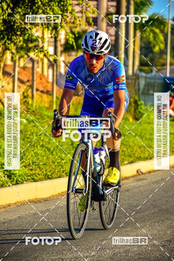 Buy your photos of the event11 Volta Ciclstica de Brusque on Fotop