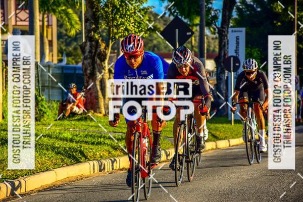 Buy your photos of the event11 Volta Ciclstica de Brusque on Fotop
