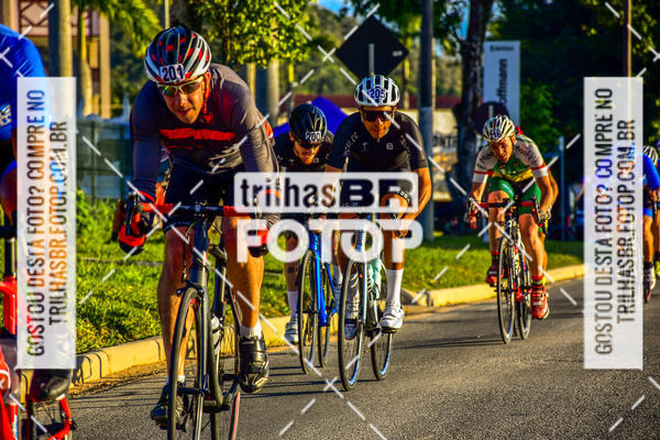 Buy your photos of the event11 Volta Ciclstica de Brusque on Fotop