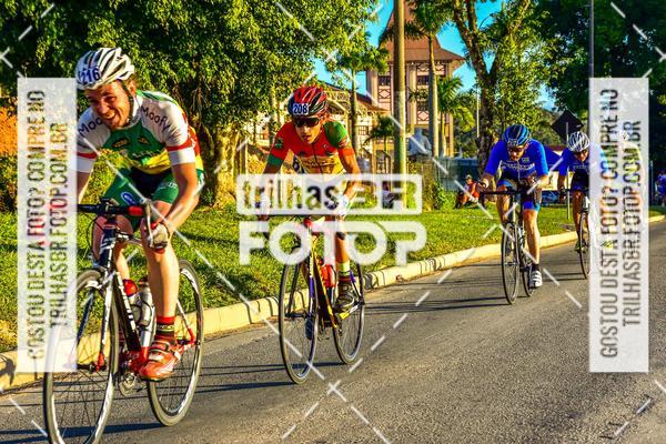 Buy your photos of the event11 Volta Ciclstica de Brusque on Fotop