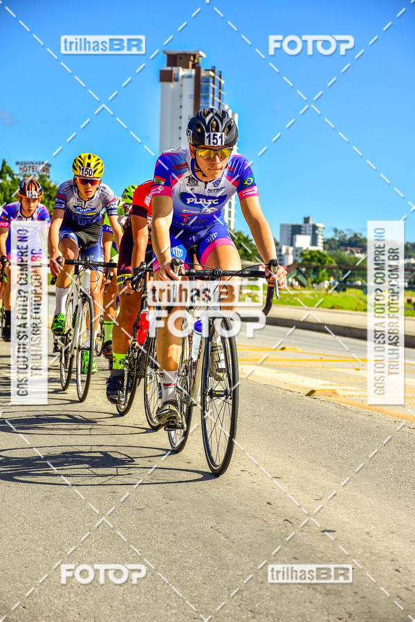 Buy your photos of the event11 Volta Ciclstica de Brusque on Fotop