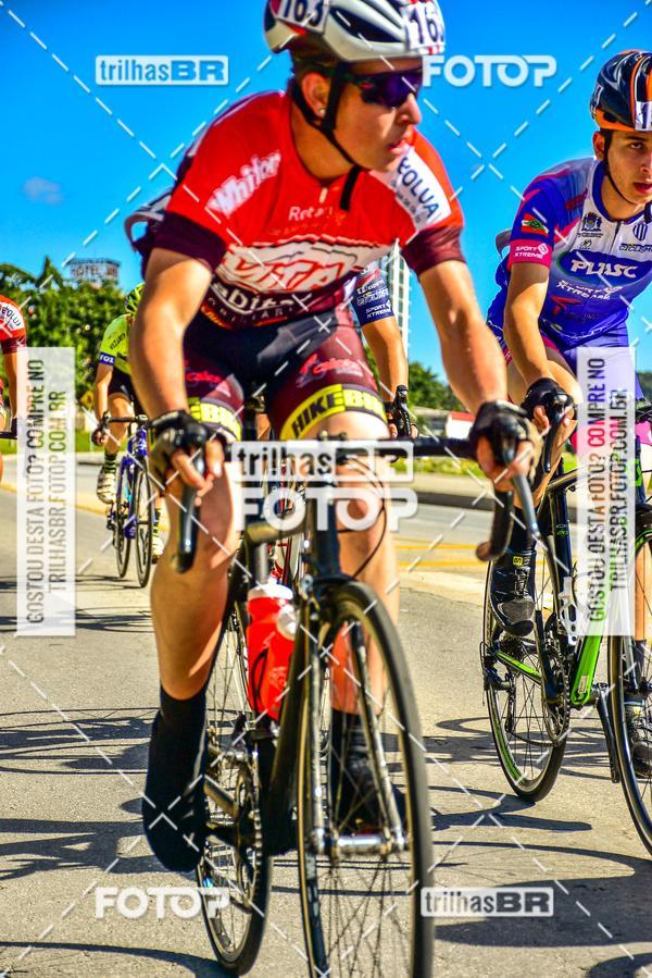Buy your photos of the event11 Volta Ciclstica de Brusque on Fotop