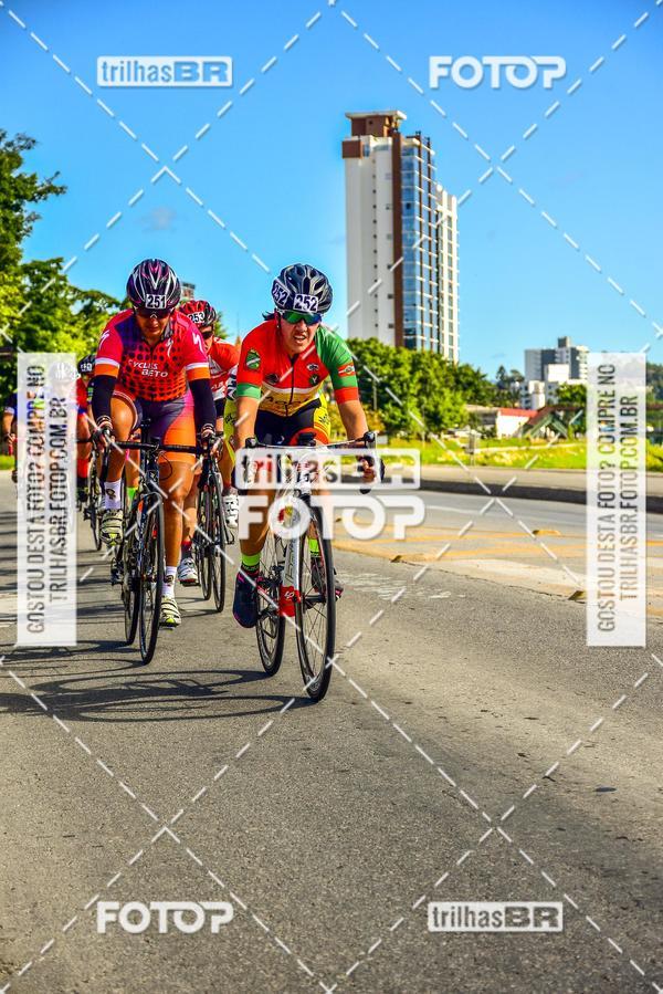 Buy your photos of the event11 Volta Ciclstica de Brusque on Fotop