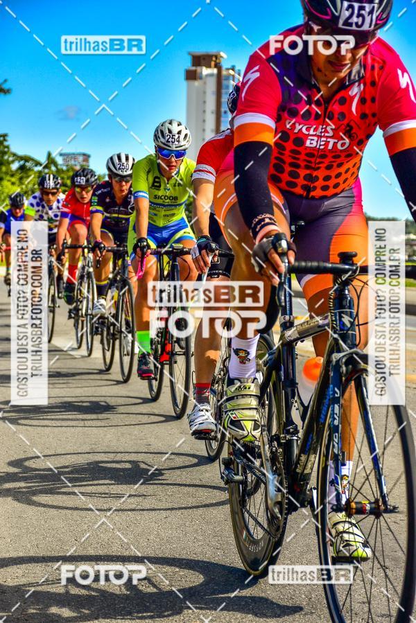 Buy your photos of the event11 Volta Ciclstica de Brusque on Fotop