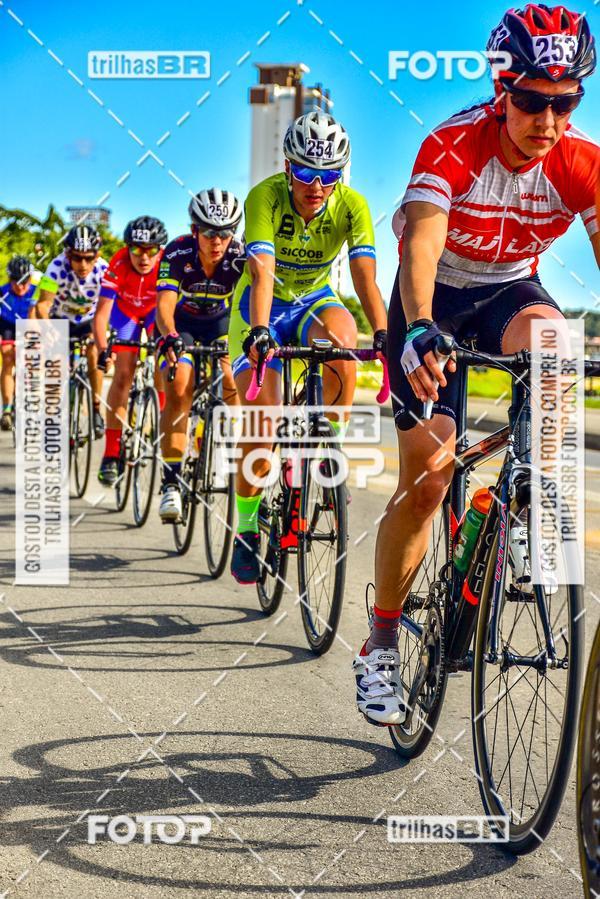 Buy your photos of the event11 Volta Ciclstica de Brusque on Fotop
