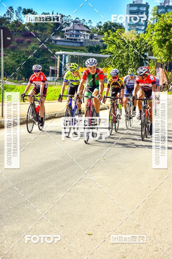 Buy your photos of the event11 Volta Ciclstica de Brusque on Fotop
