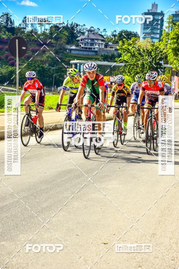 Buy your photos of the event11 Volta Ciclstica de Brusque on Fotop