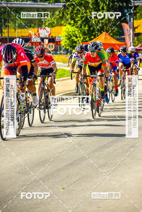 Buy your photos of the event11 Volta Ciclstica de Brusque on Fotop