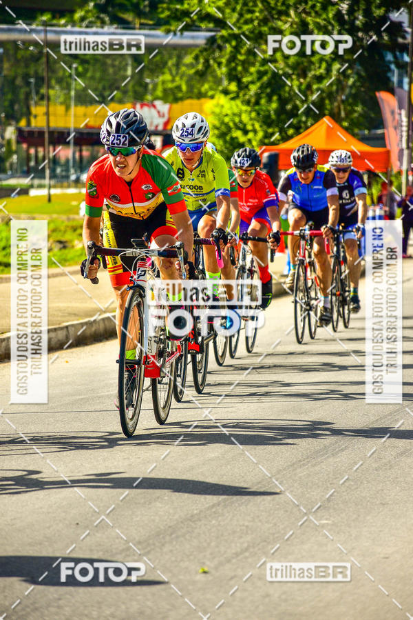 Buy your photos of the event11 Volta Ciclstica de Brusque on Fotop