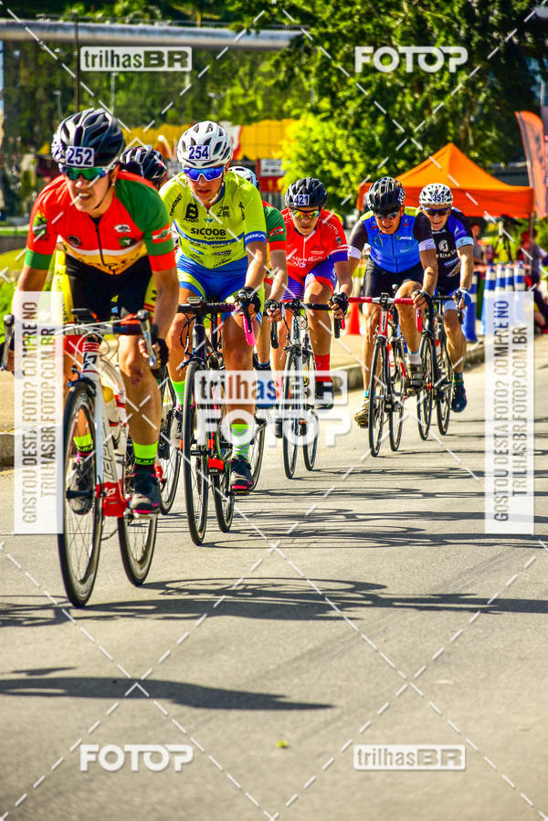 Buy your photos of the event11 Volta Ciclstica de Brusque on Fotop