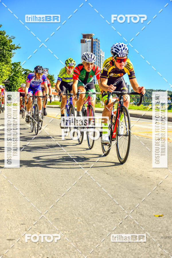 Buy your photos of the event11 Volta Ciclstica de Brusque on Fotop