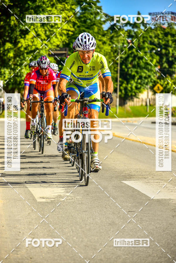 Buy your photos of the event11 Volta Ciclstica de Brusque on Fotop