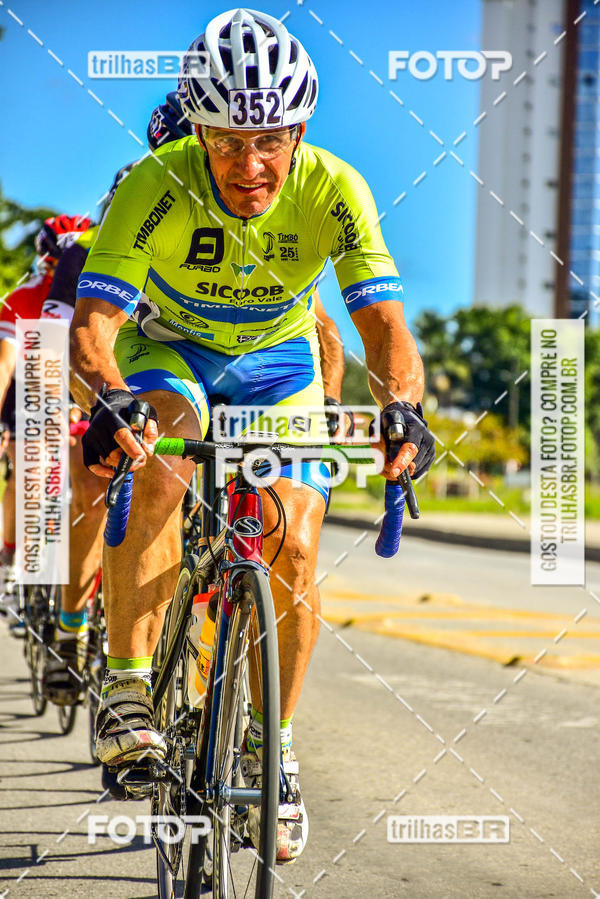 Buy your photos of the event11 Volta Ciclstica de Brusque on Fotop
