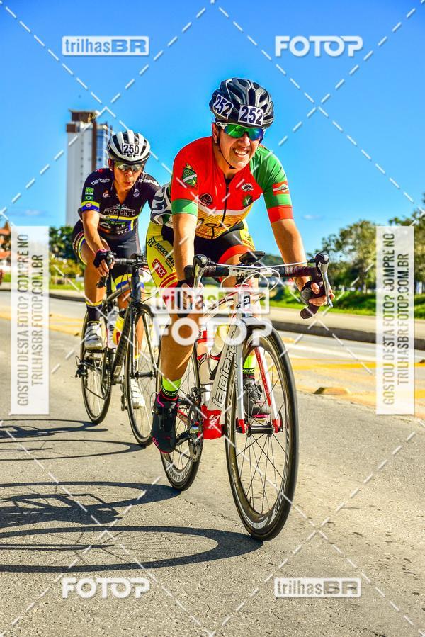 Buy your photos of the event11 Volta Ciclstica de Brusque on Fotop