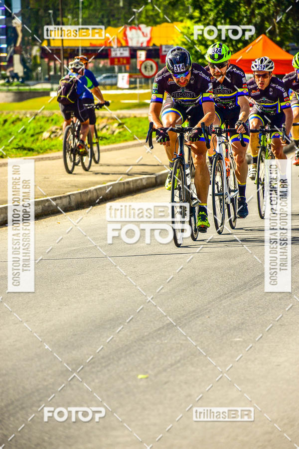 Buy your photos of the event11 Volta Ciclstica de Brusque on Fotop