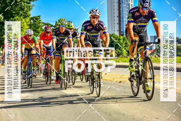 Buy your photos of the event11 Volta Ciclstica de Brusque on Fotop