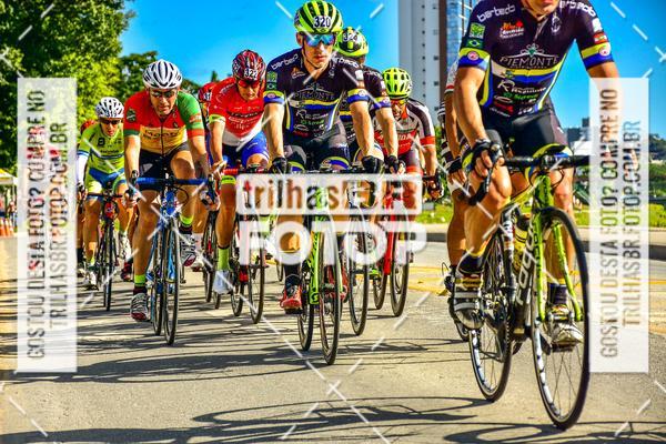 Buy your photos of the event11 Volta Ciclstica de Brusque on Fotop