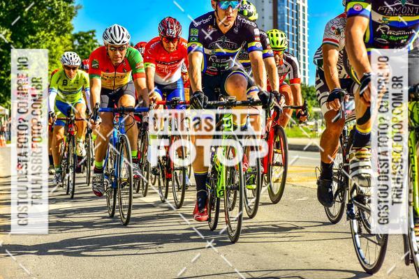 Buy your photos of the event11 Volta Ciclstica de Brusque on Fotop