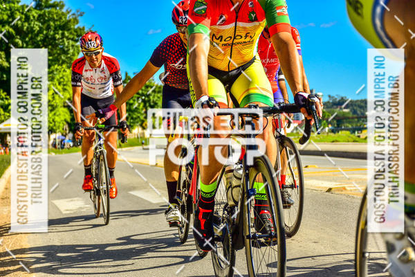 Buy your photos of the event11 Volta Ciclstica de Brusque on Fotop