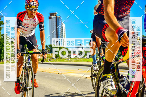 Buy your photos of the event11 Volta Ciclstica de Brusque on Fotop