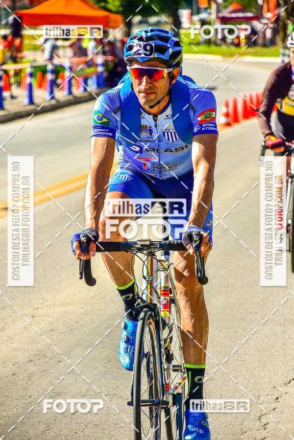 Buy your photos of the event11 Volta Ciclstica de Brusque on Fotop