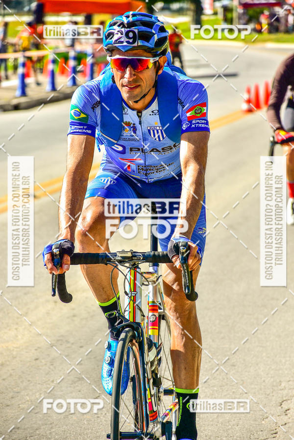 Buy your photos of the event11 Volta Ciclstica de Brusque on Fotop