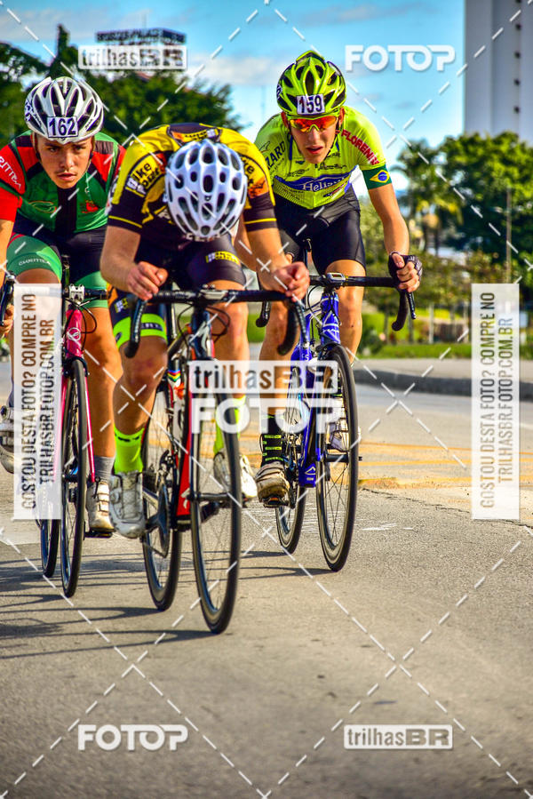 Buy your photos of the event11 Volta Ciclstica de Brusque on Fotop