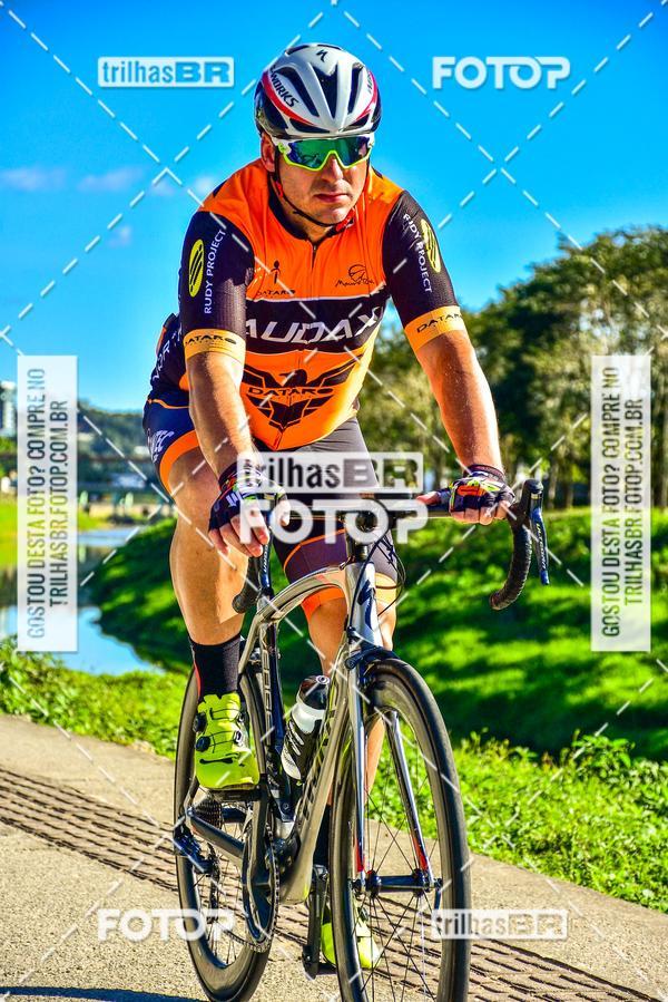 Buy your photos of the event11 Volta Ciclstica de Brusque on Fotop
